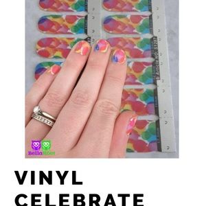 Bella Hoot CELEBRATE Vinyl nail strios